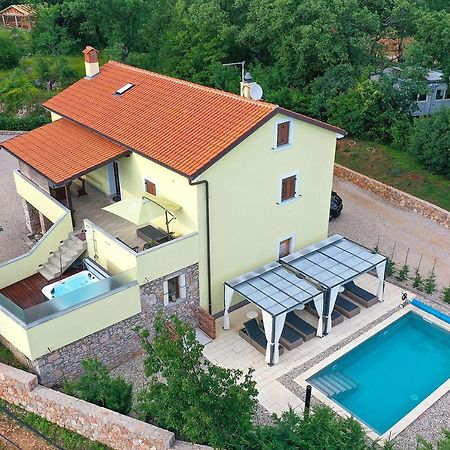 Holiday House Tos-Vila With Heated Pool Vrbnik Exterior foto